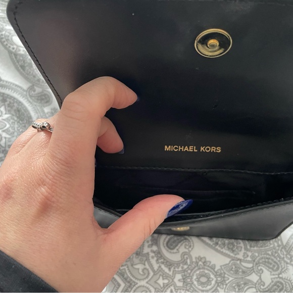 MICHAEL KORS Mott Black Leather Belt Bag - Picture 7 of 11